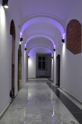 Kęty Krakowska 3 korytarz na parterze
